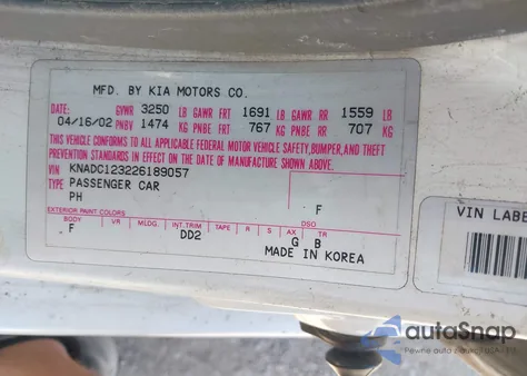 2002 Kia Rio z USA, uszkodzony, nr VIN KNADC123226189057